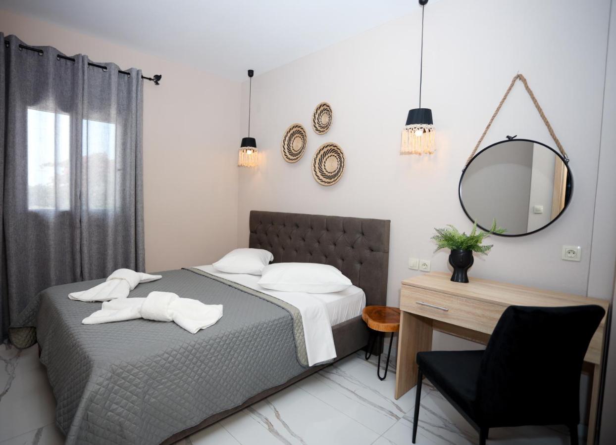 Greka Apartments Kalyves Polygyrou Bagian luar foto